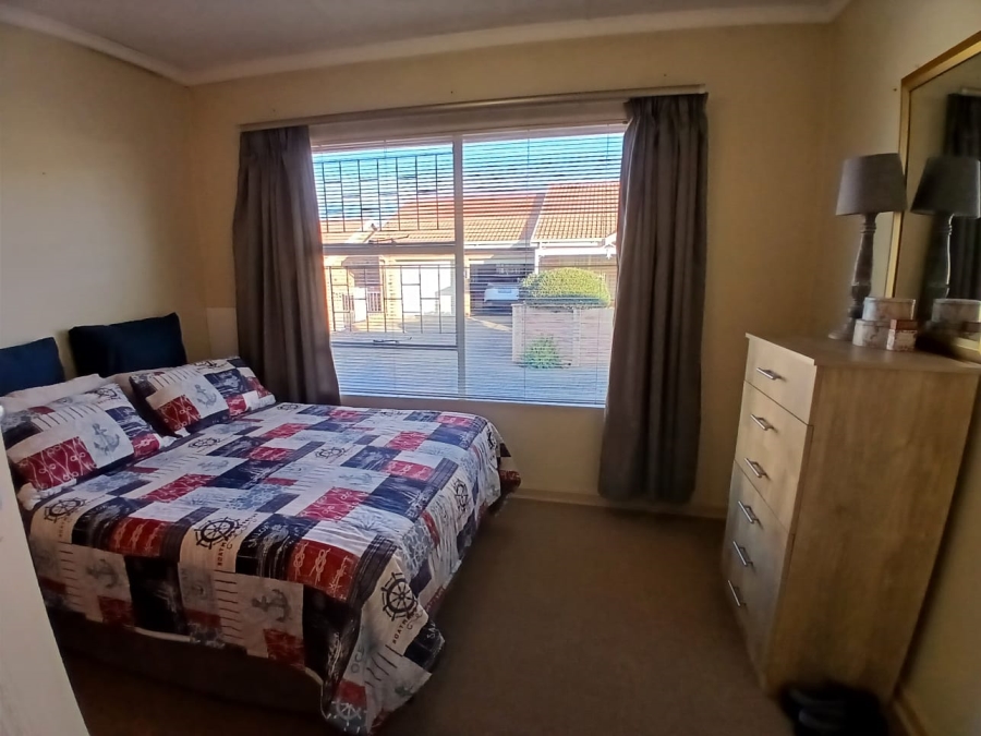 3 Bedroom Property for Sale in Uitsig Free State
